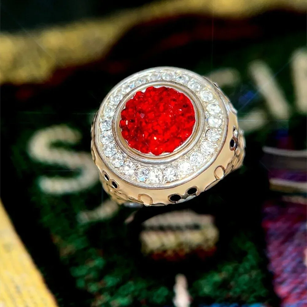 Red/White Stones‎ Ring